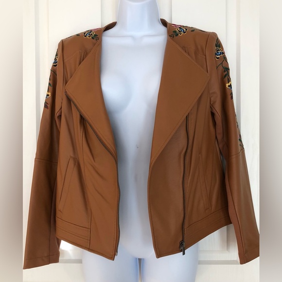 G By Giuliana Embroidered Moto Jacket - Picture 5 of 16
